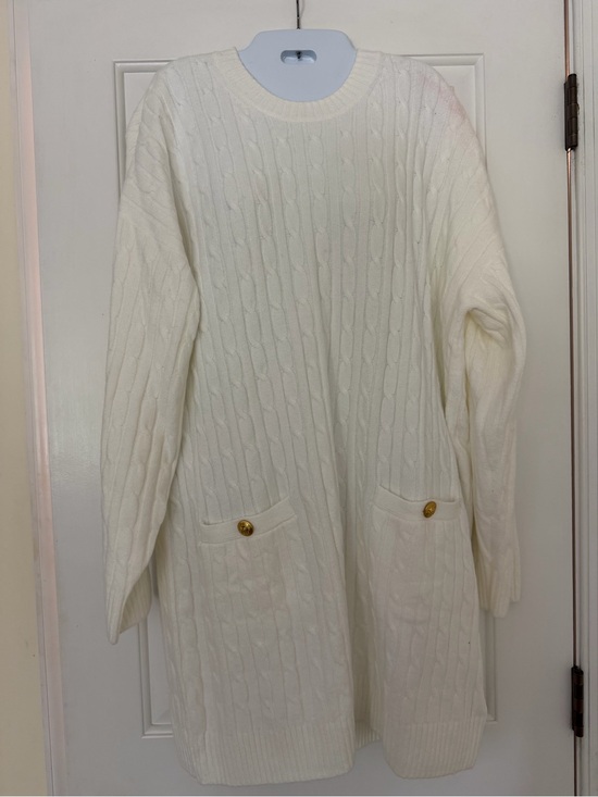 GAP Dresses & Skirts - NWT GAP Cable Knit Sweater Dress Ivory Gold Button Pockets L Oversized